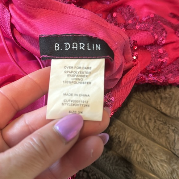 Size 3-4 Fuchsia sequin dress - Picture 5 of 5